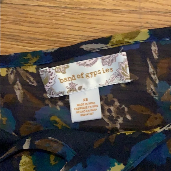 Band of Gypsies blue floral knee length dress - Picture 2 of 4